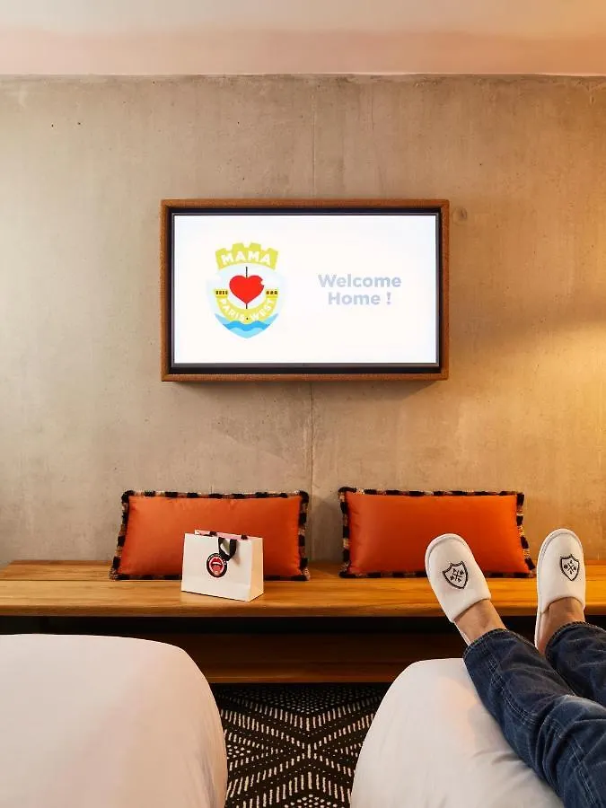 Hotel Mama Shelter West 3*